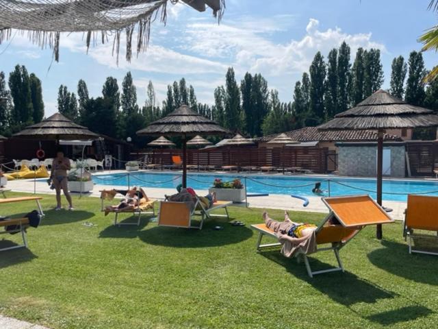 Hotel Santo Stefano Campagnola Emilia Esterno foto